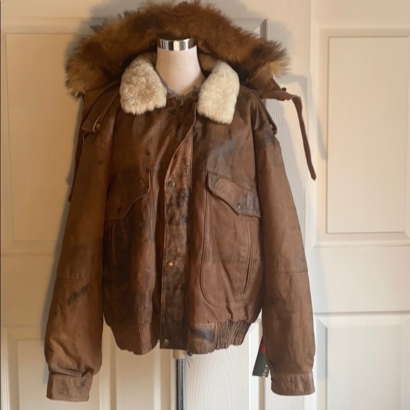 Outback Red Heavy Winter Coat - Picture 1 of 5